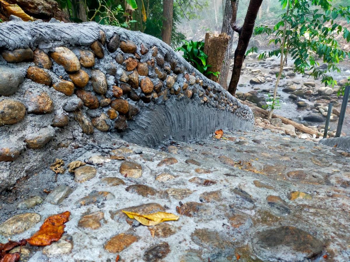 Huean Him Pan Homestay เฮือนฮิมปานโฮมสเตย์ Ban Mae Pan Εξωτερικό φωτογραφία